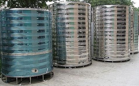 不銹鋼圓柱形水箱