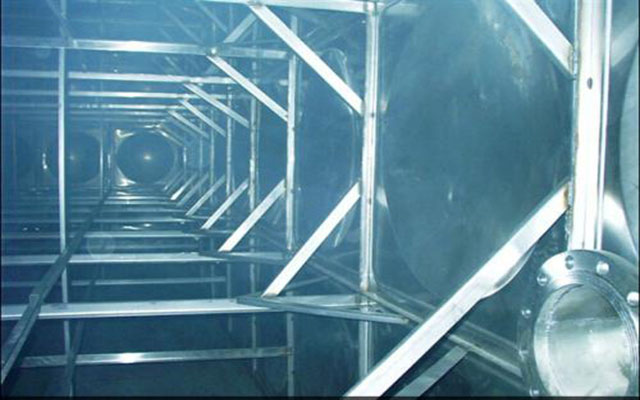 不銹鋼水箱不同價格區別