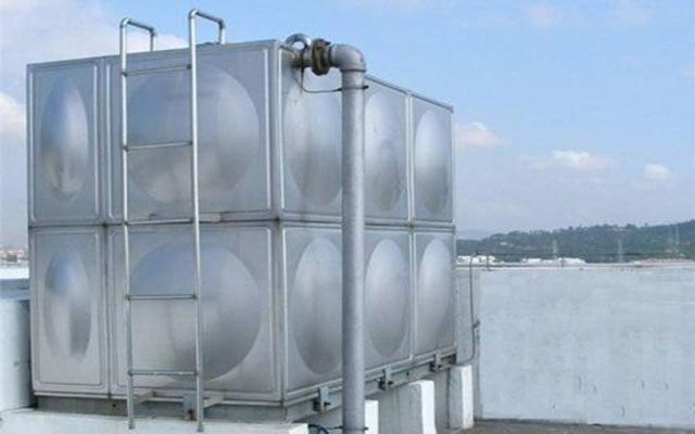 不銹鋼水箱附件