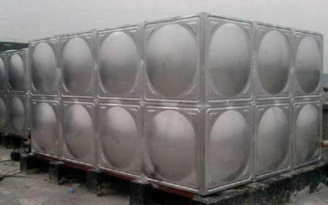 不銹鋼水箱附件注意事項(xiàng)